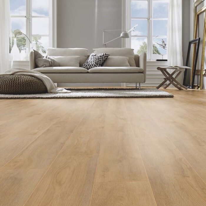 12mm x 188mm x 1375mm Robusto Plank Premium Oak - Image 2